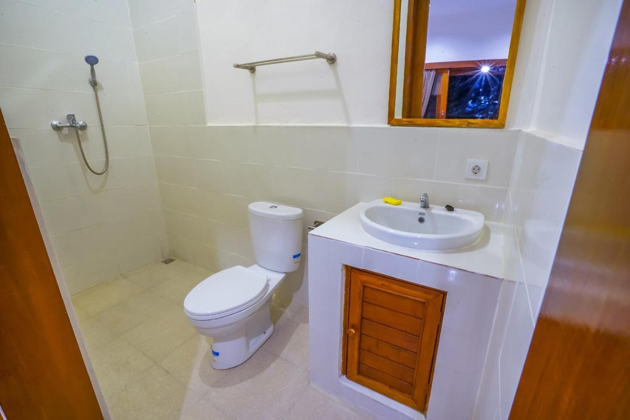 Eden Guest House Canggu Exterior photo