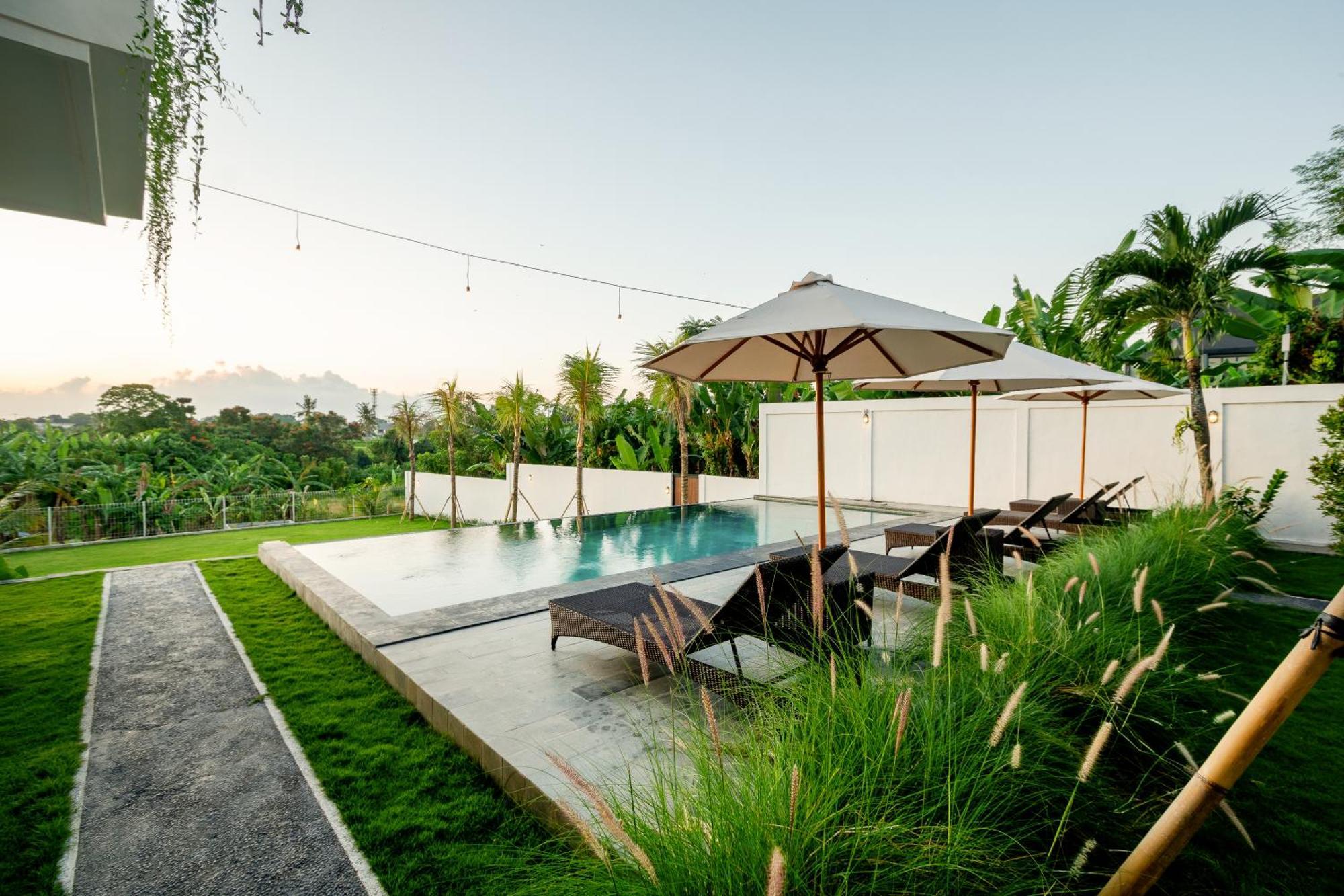 Eden Guest House Canggu Exterior photo